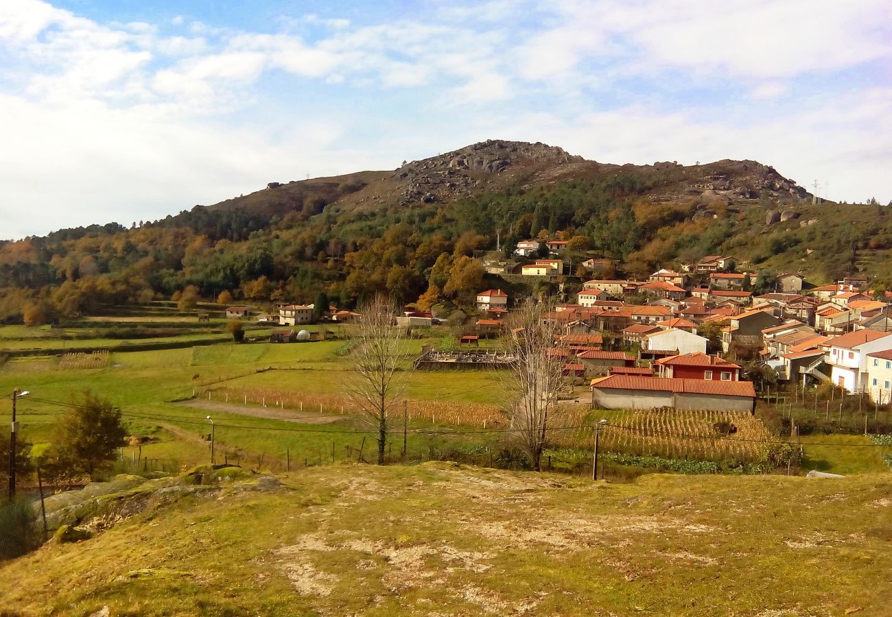 Casa rural em Campo do Gerês - Casa da Roseira T3