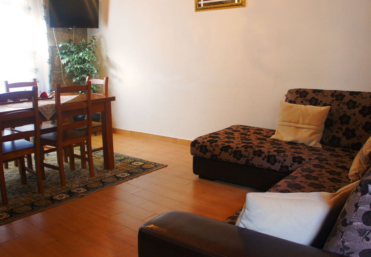 Casa em Gerês - Casa da Igreja T2