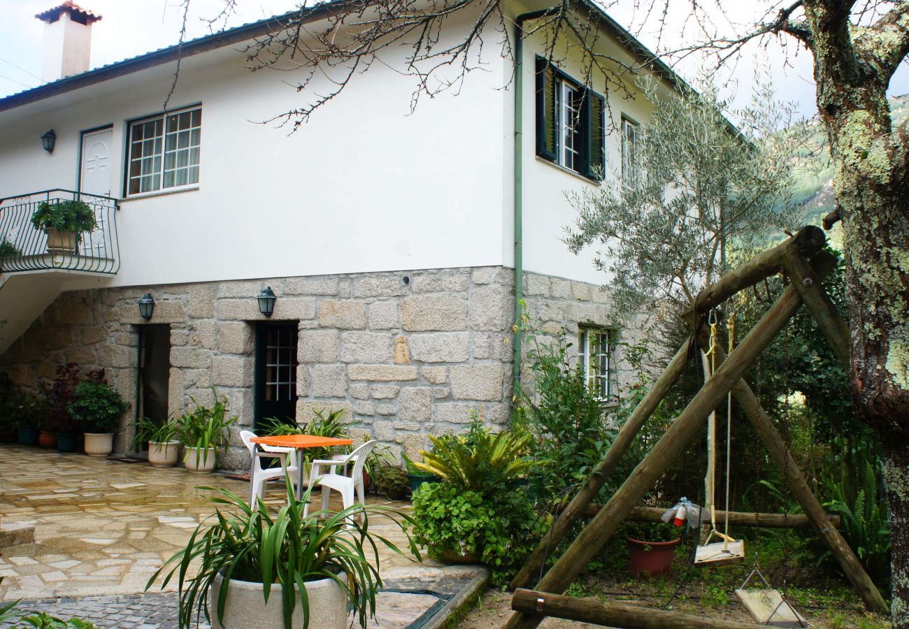 Casa em Gerês - Casa da Igreja Gerês