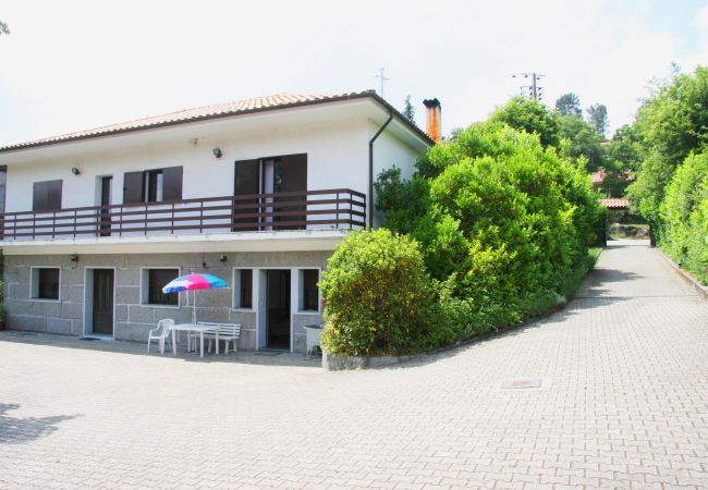 Casa em Campo do Gerês - Casa da Parede Nova