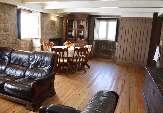 Casa rural em Gerês - Casa dos Bernardos T3 Casa rural em Gerês - Casa dos Bernardos T3