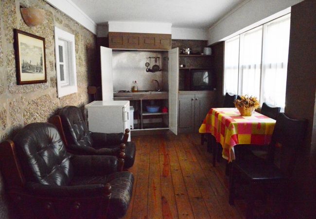 Casa rural em Gerês - Casa dos Bernardos T2 - Piso 1 Casa rural em Gerês - Casa dos Bernardos T2 - Piso 1