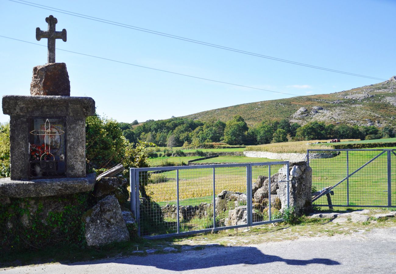 Casa rural em Gerês - Casa dos Bernardos T2 - Rés do Chão