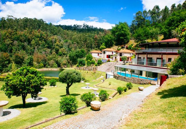  em Gerês - Quartos do Hotel Quinta do Rio Gerês