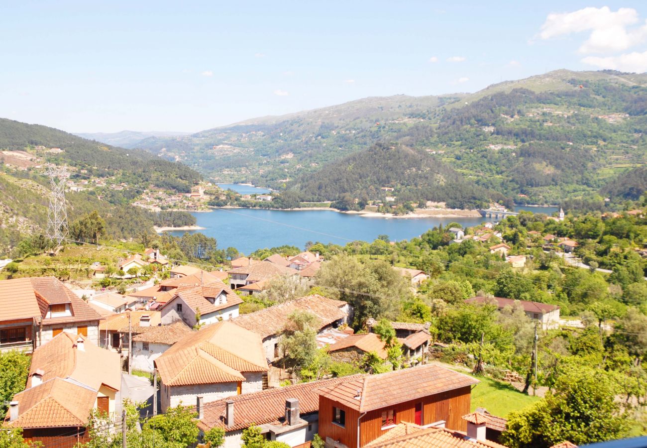 Casa rural em Gerês - Casa Parada - Água Montanha Lazer
