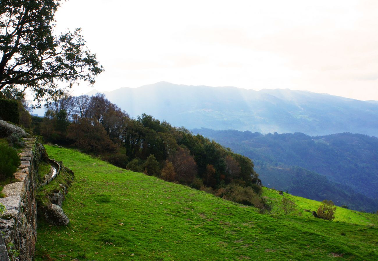 Quarto em Gerês - Quarto Duplo - Encostas da Torre