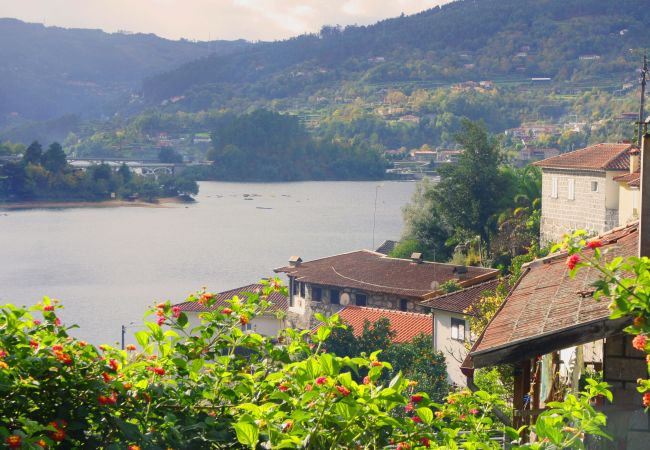 Quarto em Gerês - Quarto com banheira - Casa do Eido