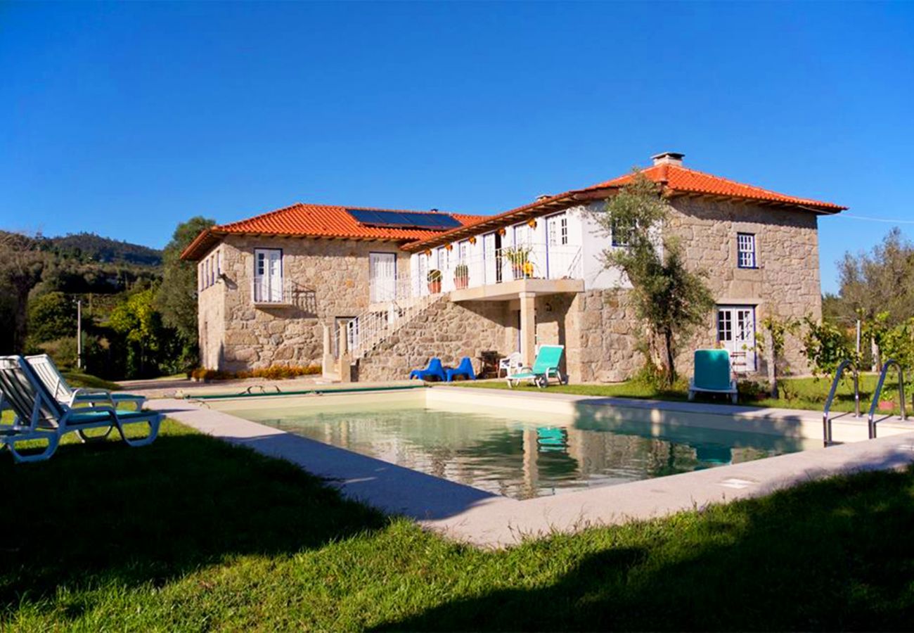 Casa rural em Arcos de Valdevez - Eido do Carvalhoso