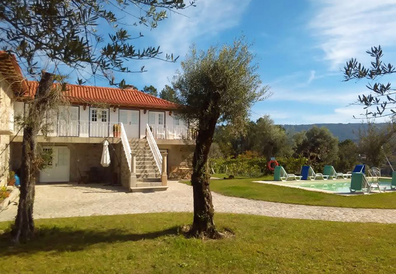 Casa rural em Arcos de Valdevez - Eido do Carvalhoso