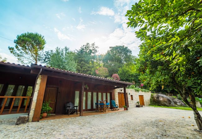 Villa em Gerês - Casa da Cascata - Villas do Agrinho Villa em Gerês - Casa da Cascata - Villas do Agrinho