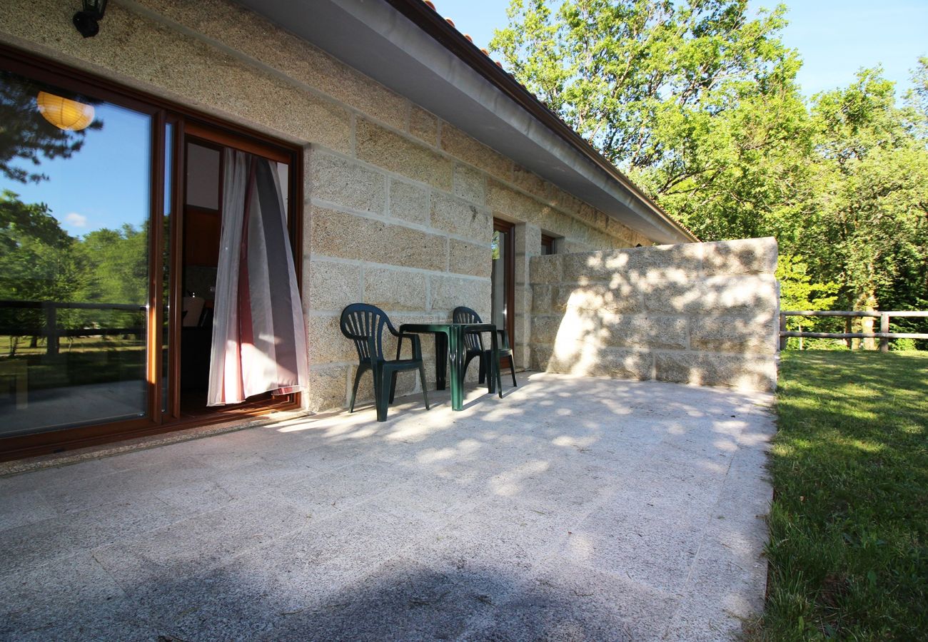 Bungalow em Campo do Gerês - Bungalows Azevinho Serra do Gerês