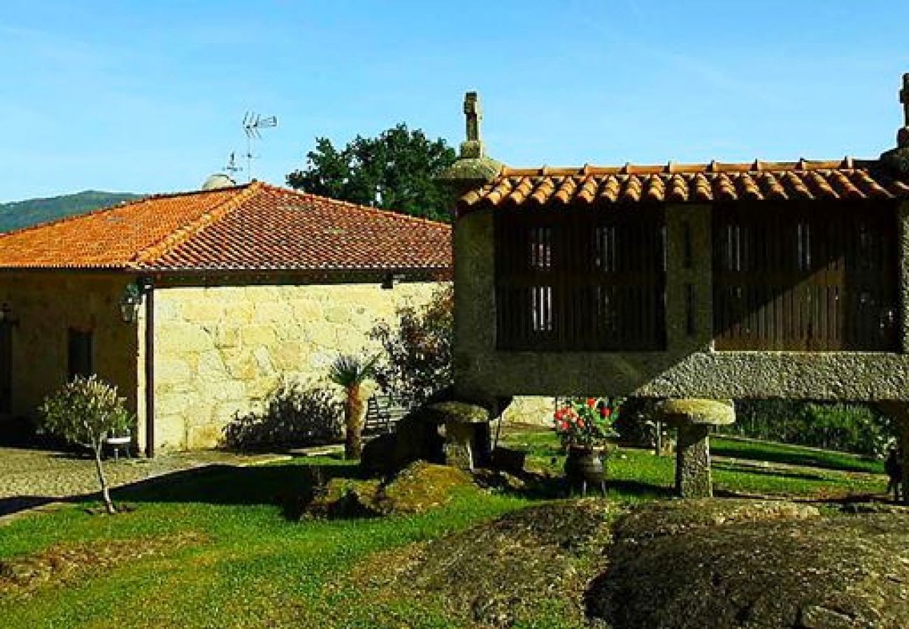 Bungalow em Arcos de Valdevez - Casa do Espigueiro T0- Quinta do Toural