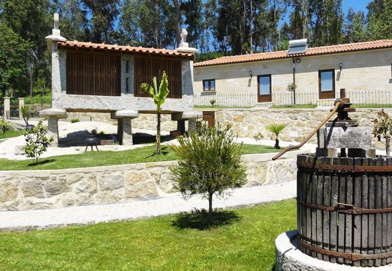 Bungalow em Arcos de Valdevez - Casa do Espigueiro T0- Quinta do Toural