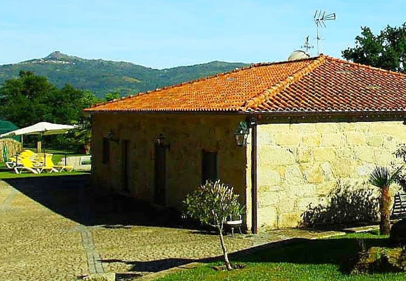 Bungalow em Arcos de Valdevez - Casa do Penedo T1 - Quinta do Toural