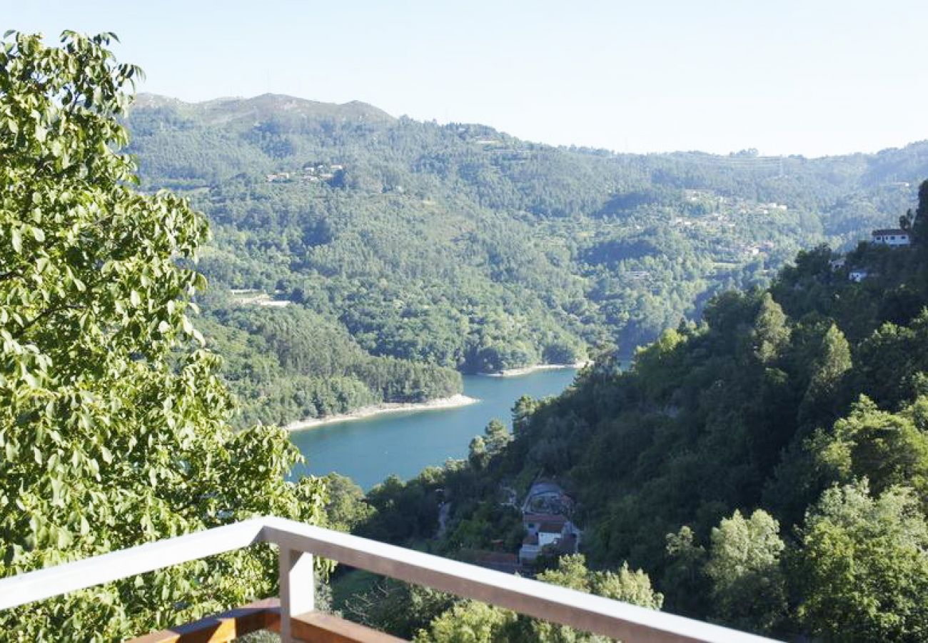 Casa em Gerês - Olival Braga