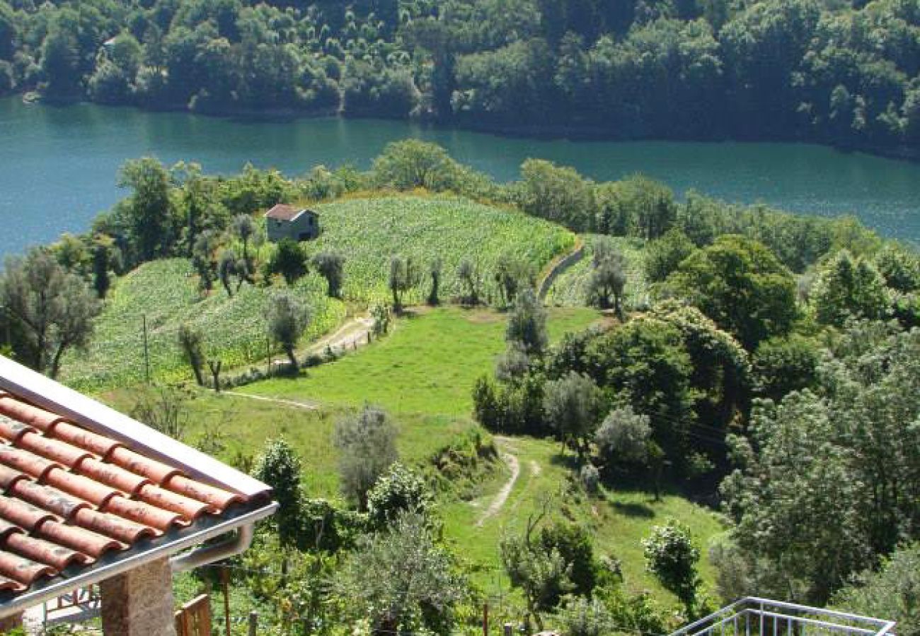 Casa em Gerês - Olival Braga