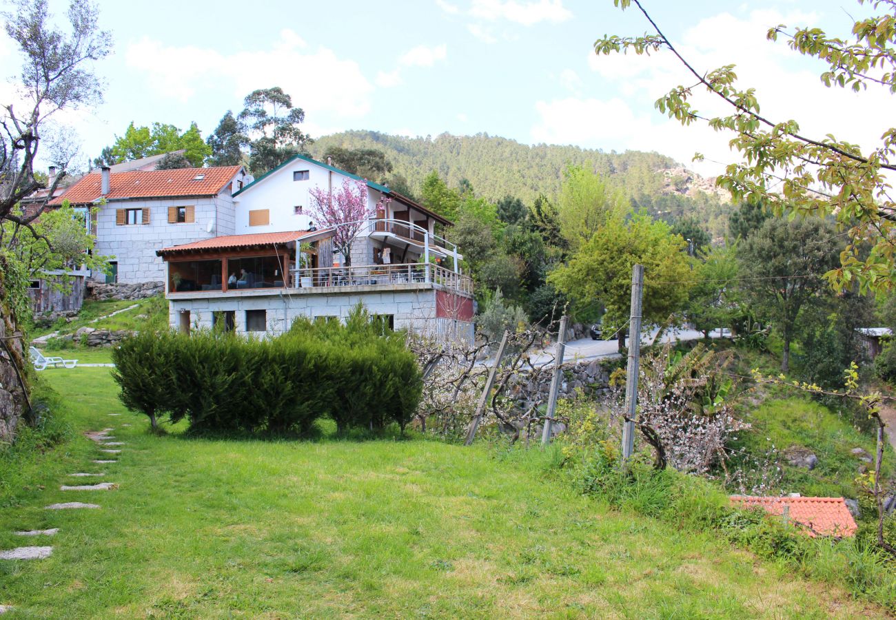 Bungalow em Gerês - Cabaninha da Ermida - Casa do Criado