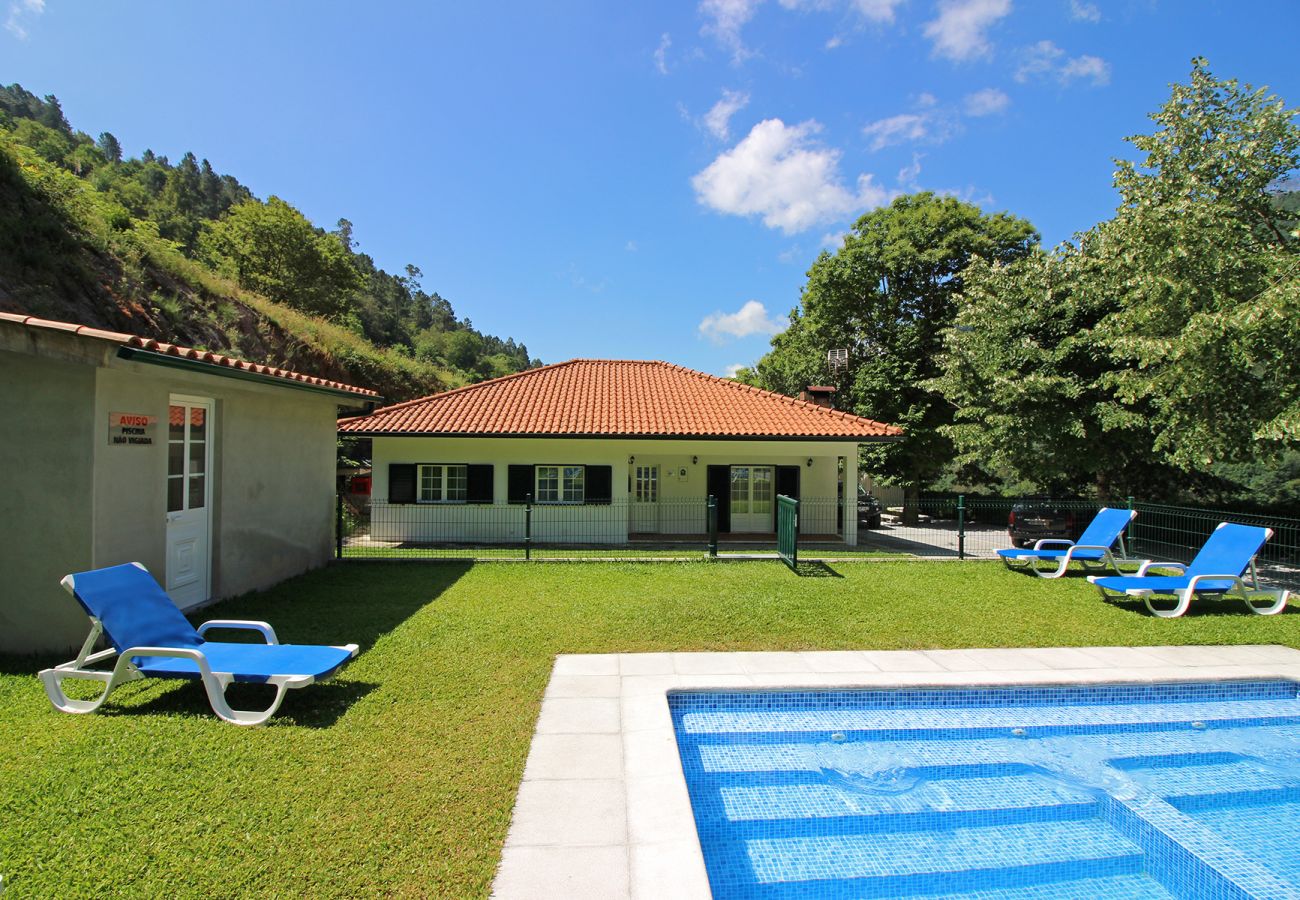 Casa em Gerês - Vivenda Príncipe T3