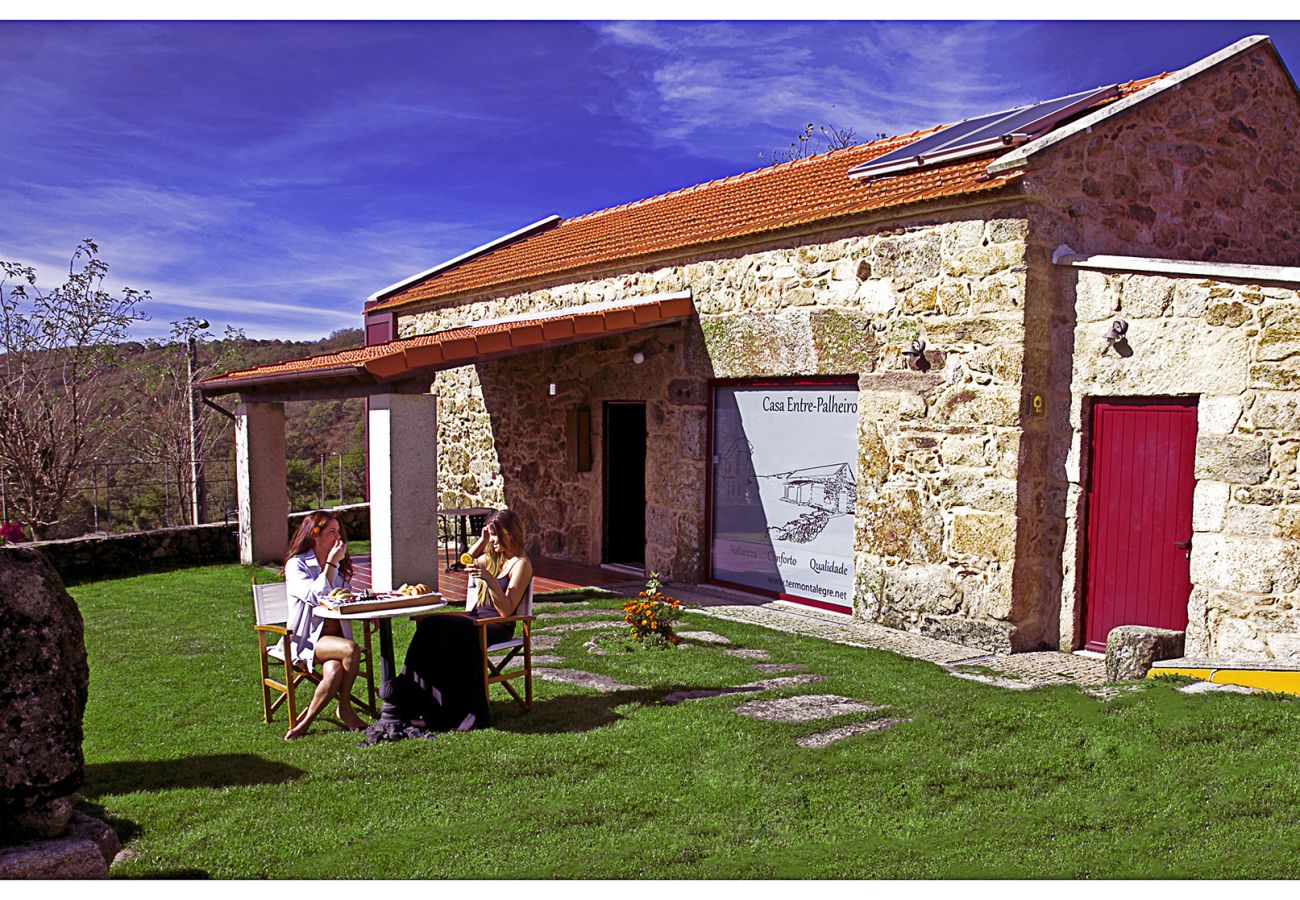 Casa rural em Montalegre - Casa Entre-Palheiros