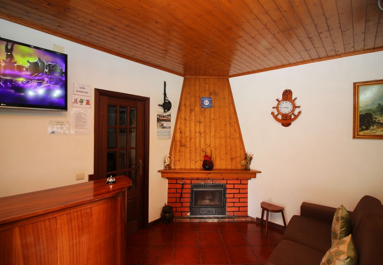 Apartamento em Gerês - Apartamento T0 - Casa Feijão