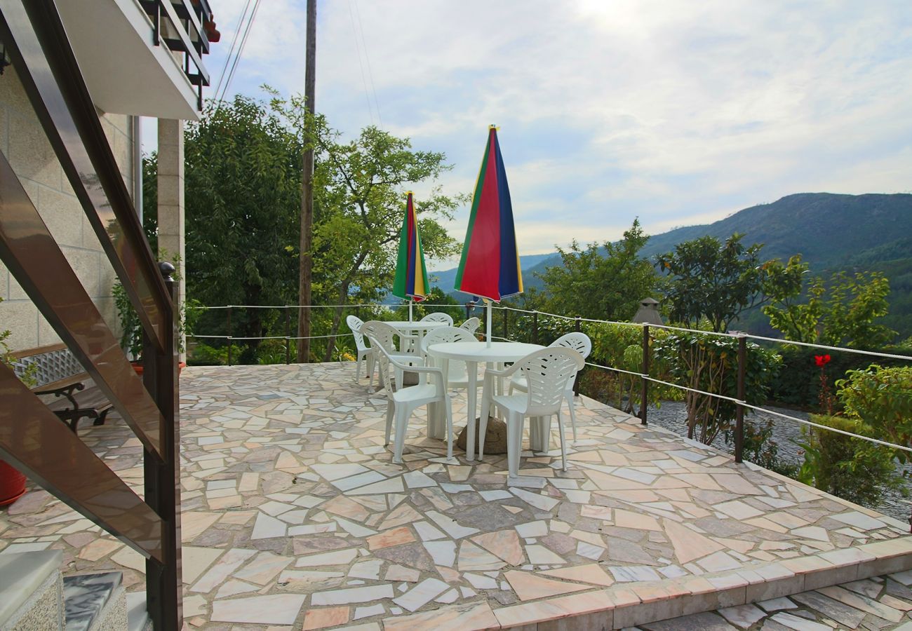 Apartamento em Gerês - Apartamento T0 - Casa Feijão