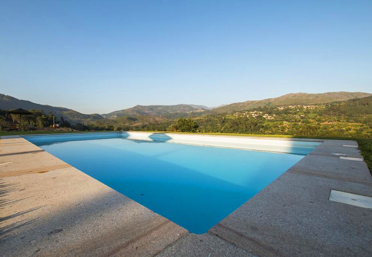 Casa rural em Arcos de Valdevez - T0 Casas São Martinho