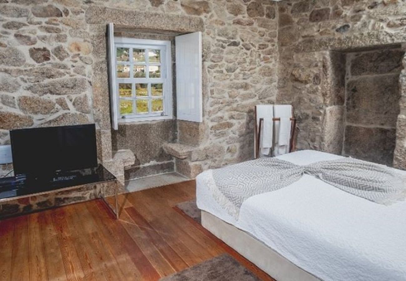 Casa rural em Arcos de Valdevez - T0 Casas São Martinho