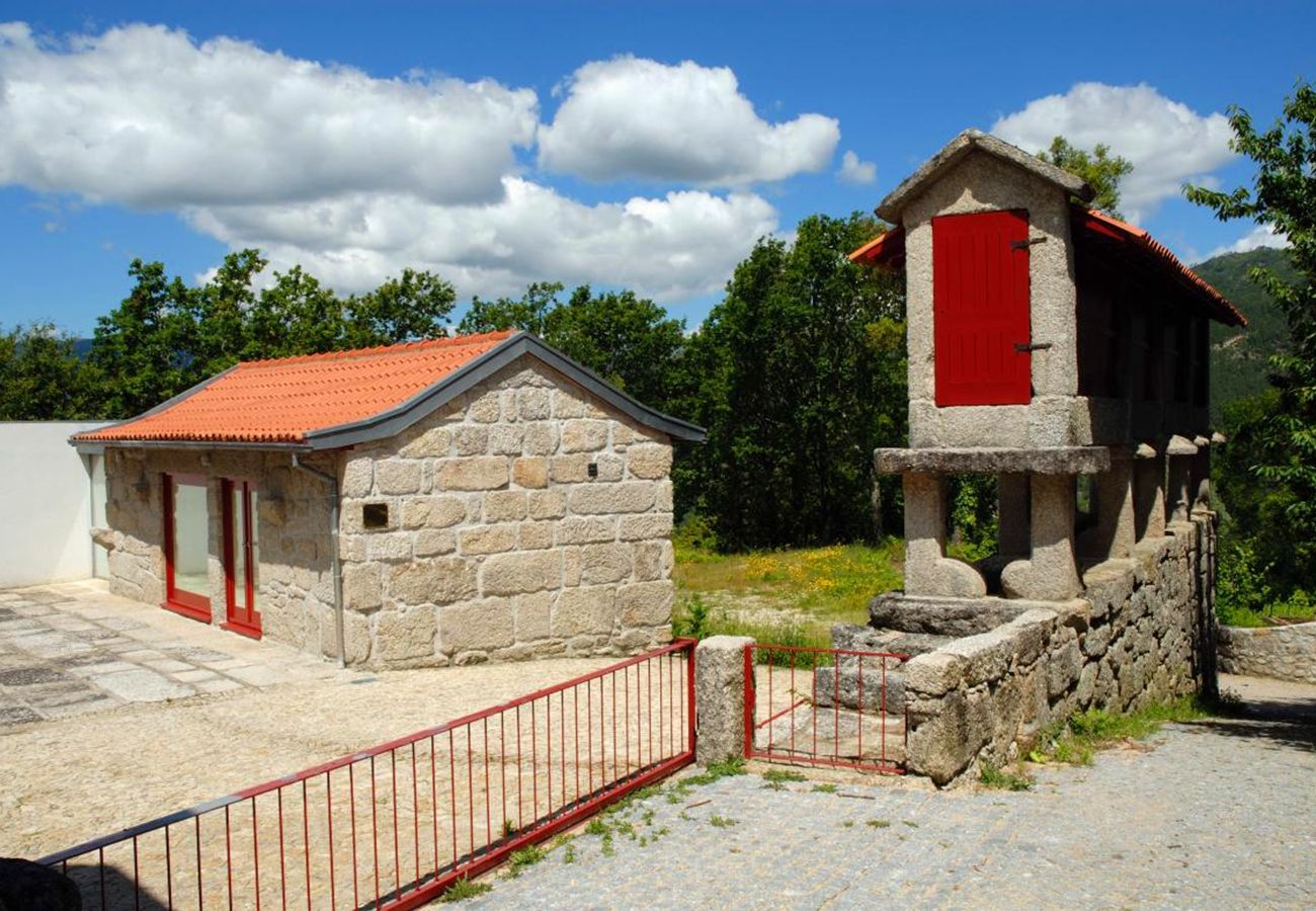 Casa rural em Vieira do Minho - Casa da Cabana - Aldeia de Louredo