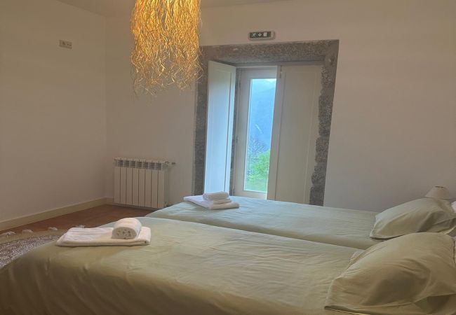 Casa rural em Vieira do Minho - Casa do Caseiro - Aldeia de Louredo Casa rural em Vieira do Minho - Casa do Caseiro - Aldeia de Louredo