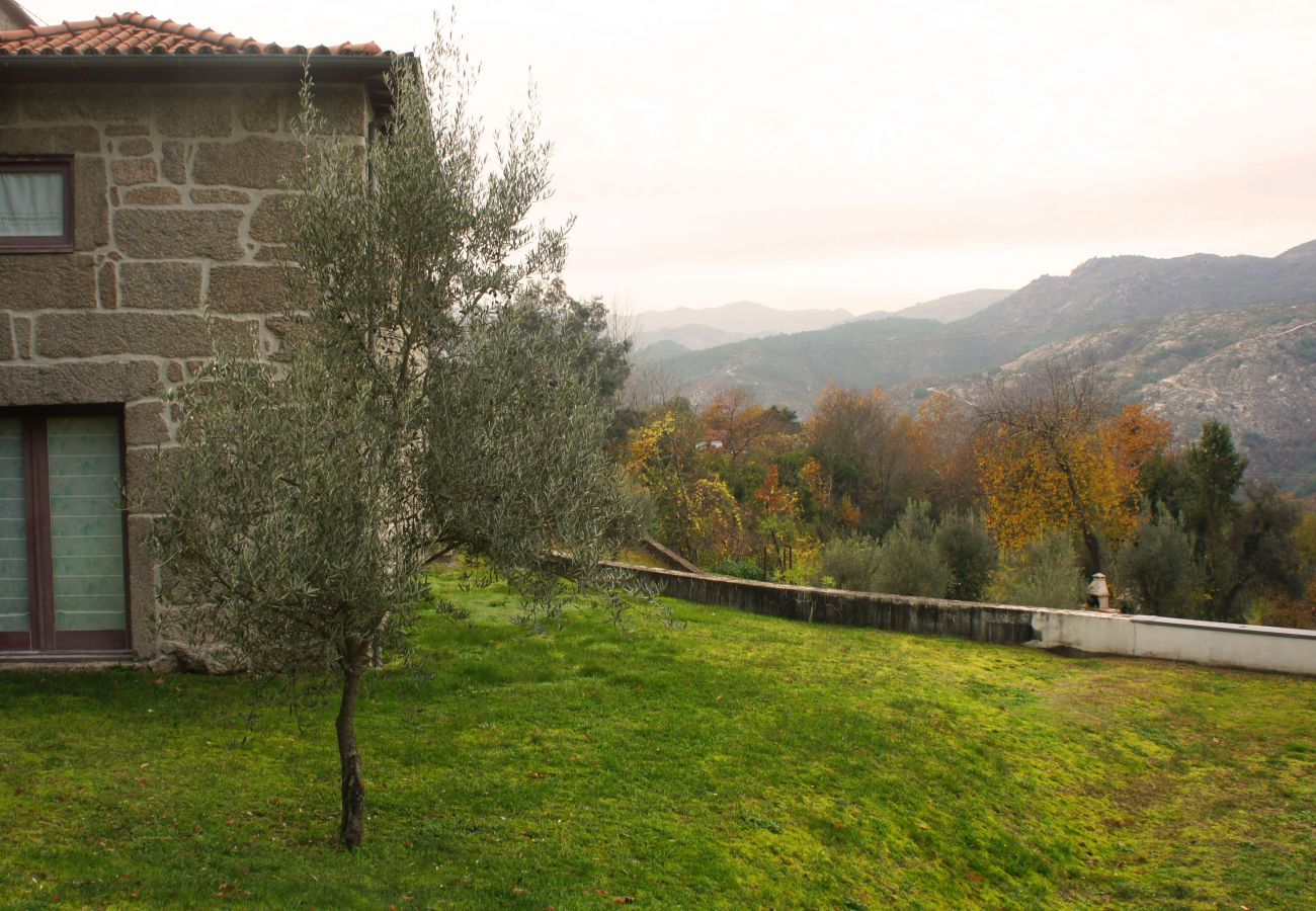 Casa rural em Vieira do Minho - Casa S. Francisco - Aldeia de Louredo