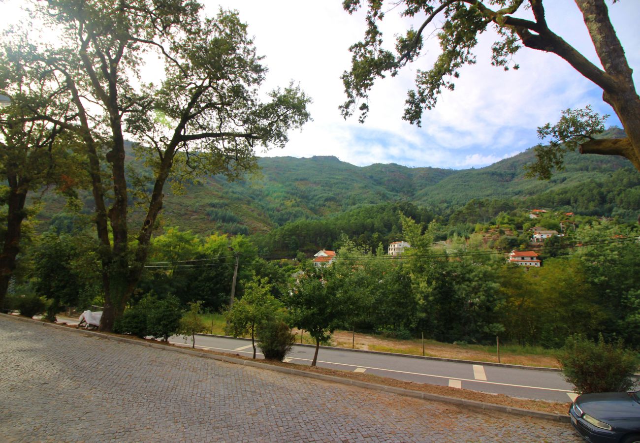 Casa em Gerês - Refúgio do Sardão