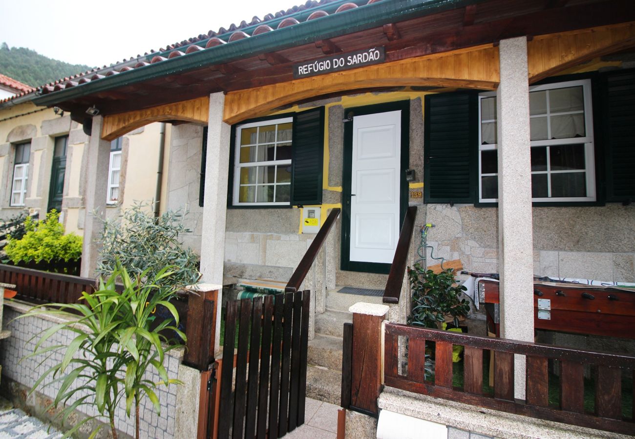 Casa em Gerês - Refúgio do Sardão