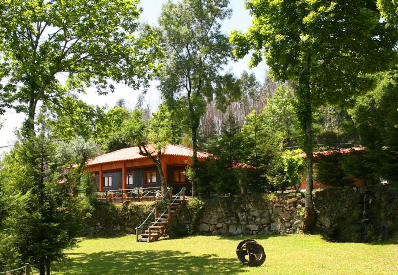 Casa em Vila Verde - Casa Rainha - Quinta Leiras de Mondim