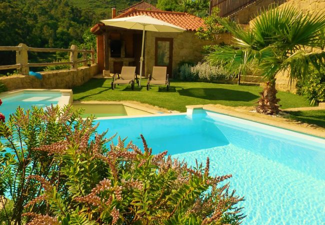 Casa rural em Soajo - Favo de Mel - SoajoNature Casa rural em Soajo - Favo de Mel - SoajoNature