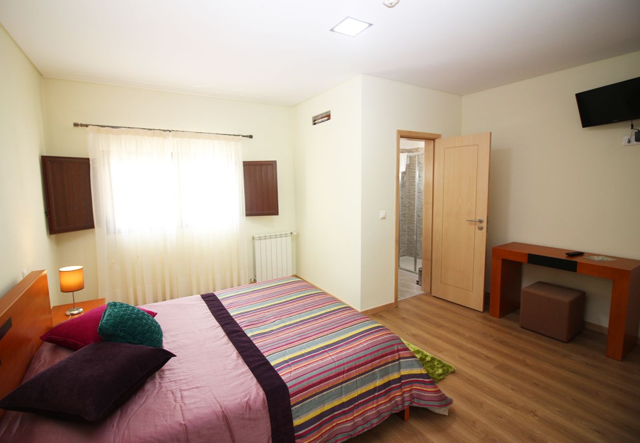 Quarto em Gerês - Quarto Duplo - Casa Baranda