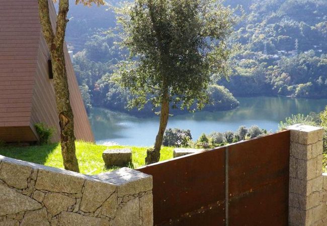 Casa em Gerês - Casa do Lago - Hotel Agrinho Suítes & Spa Gerês Casa em Gerês - Casa do Lago - Hotel Agrinho Suítes & Spa Gerês