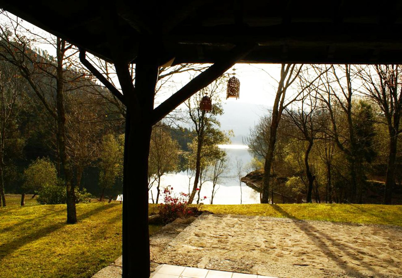 Casa rural em Gerês - Quinta do Caneiro