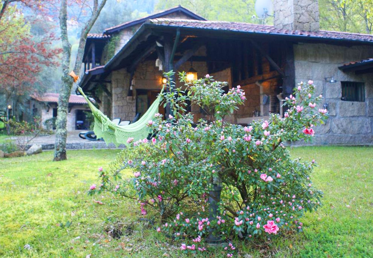 Casa rural em Gerês - Quinta do Caneiro
