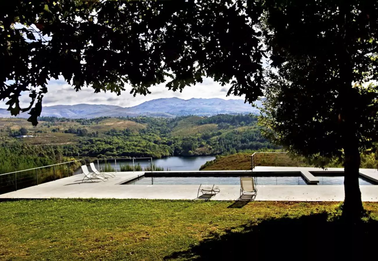 Casa em Arcos de Valdevez - Casa do Lagar - Sobrenatura Ecoturismo