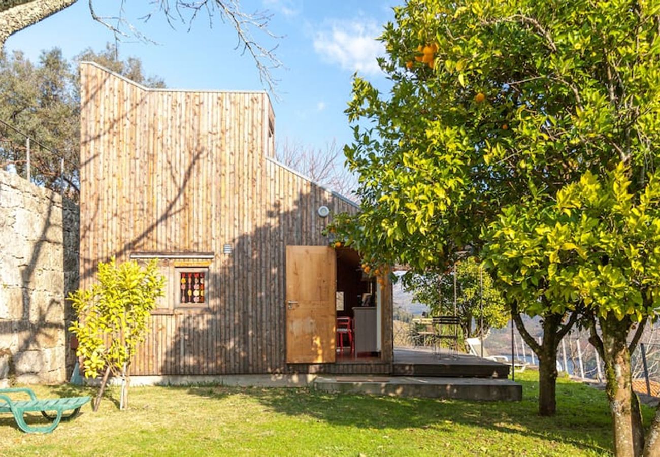 Bungalow em Arcos de Valdevez - Casa da Cerejeira - Casas de Além Ecoturismo