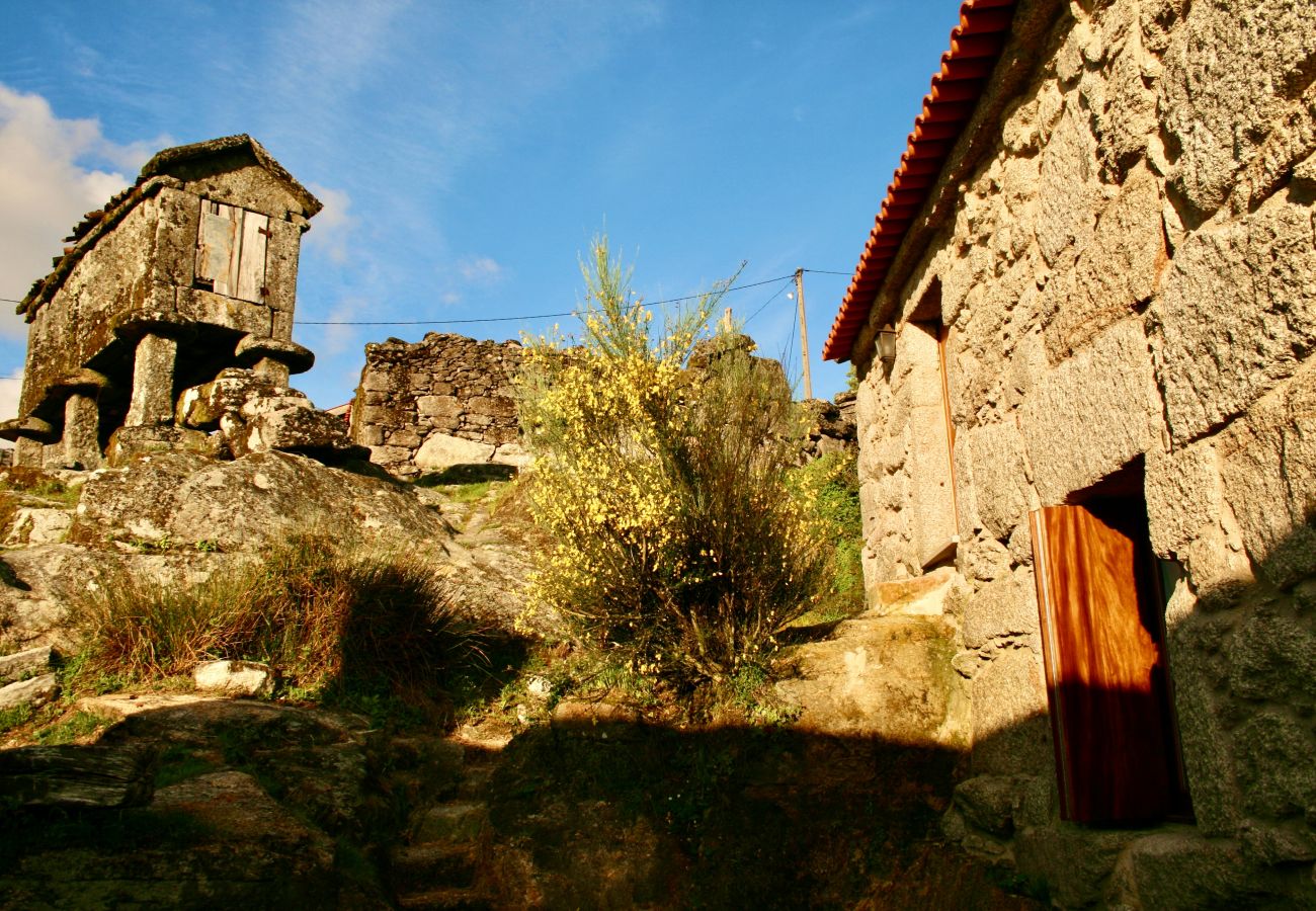Casa rural em Arcos de Valdevez - Casa do Castanheiro - Eido do Pomar