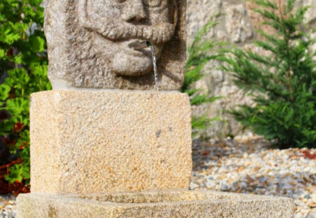 Casa rural em Arcos de Valdevez - Casa do Pomar Vista Jardim - Eido do Pomar Casa rural em Arcos de Valdevez - Casa do Pomar Vista Jardim - Eido do Pomar