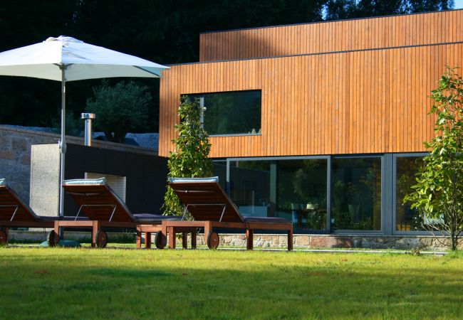 Casa rural em Arcos de Valdevez - Casa do Pomar Vista Jardim - Eido do Pomar Casa rural em Arcos de Valdevez - Casa do Pomar Vista Jardim - Eido do Pomar