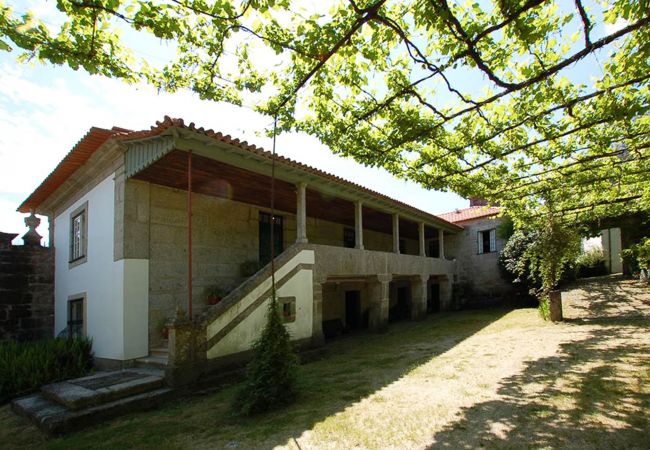 Casa rural em Póvoa de Lanhoso - Casa de Alfena