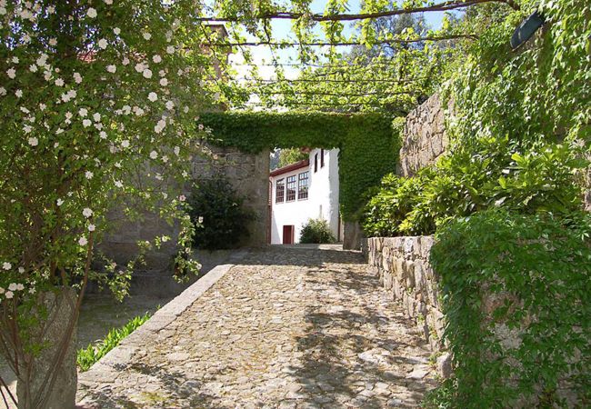 Casa rural em Póvoa de Lanhoso - Casa de Alfena Casa rural em Póvoa de Lanhoso - Casa de Alfena
