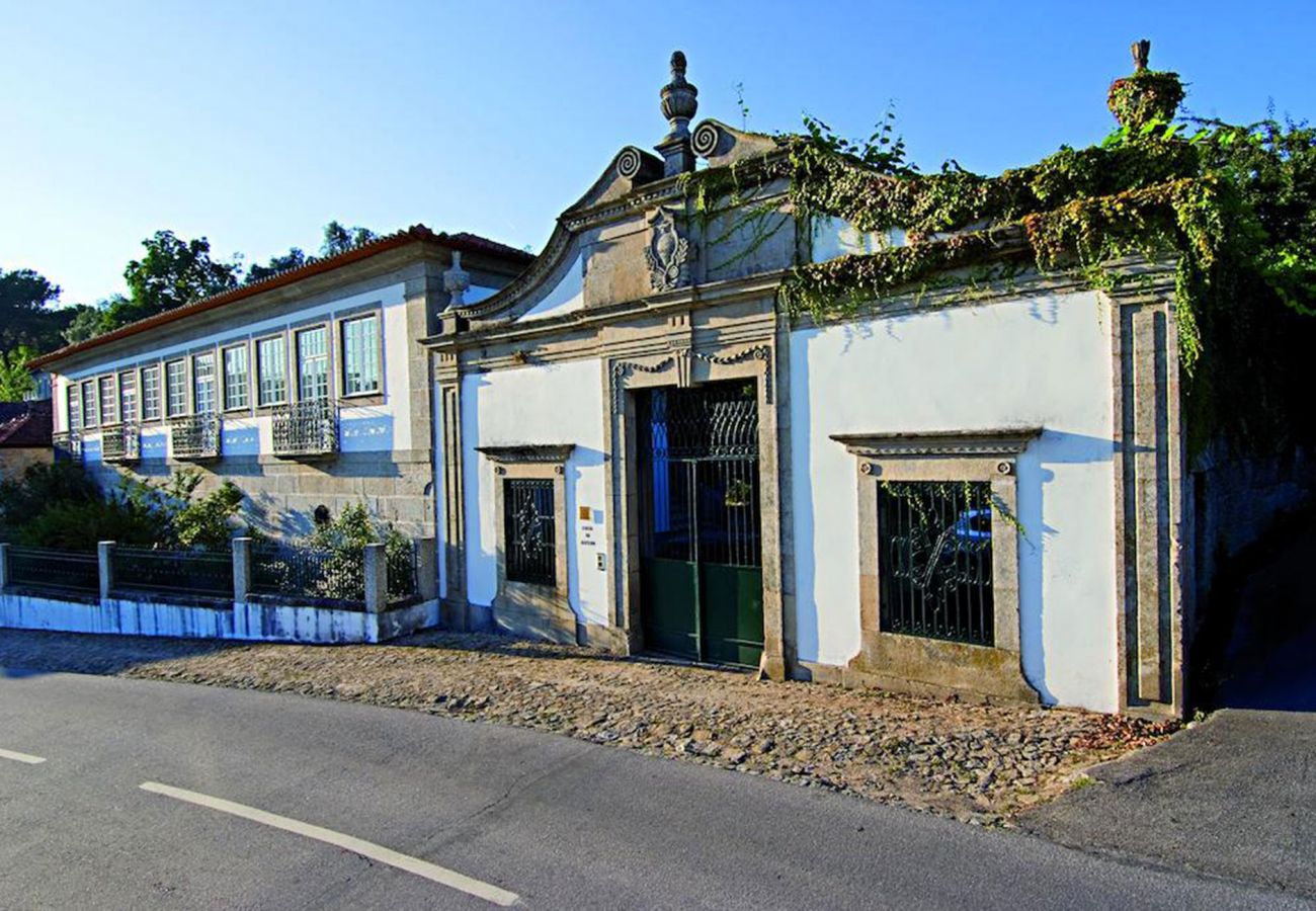 Casa rural em Póvoa de Lanhoso - Casa de Alfena