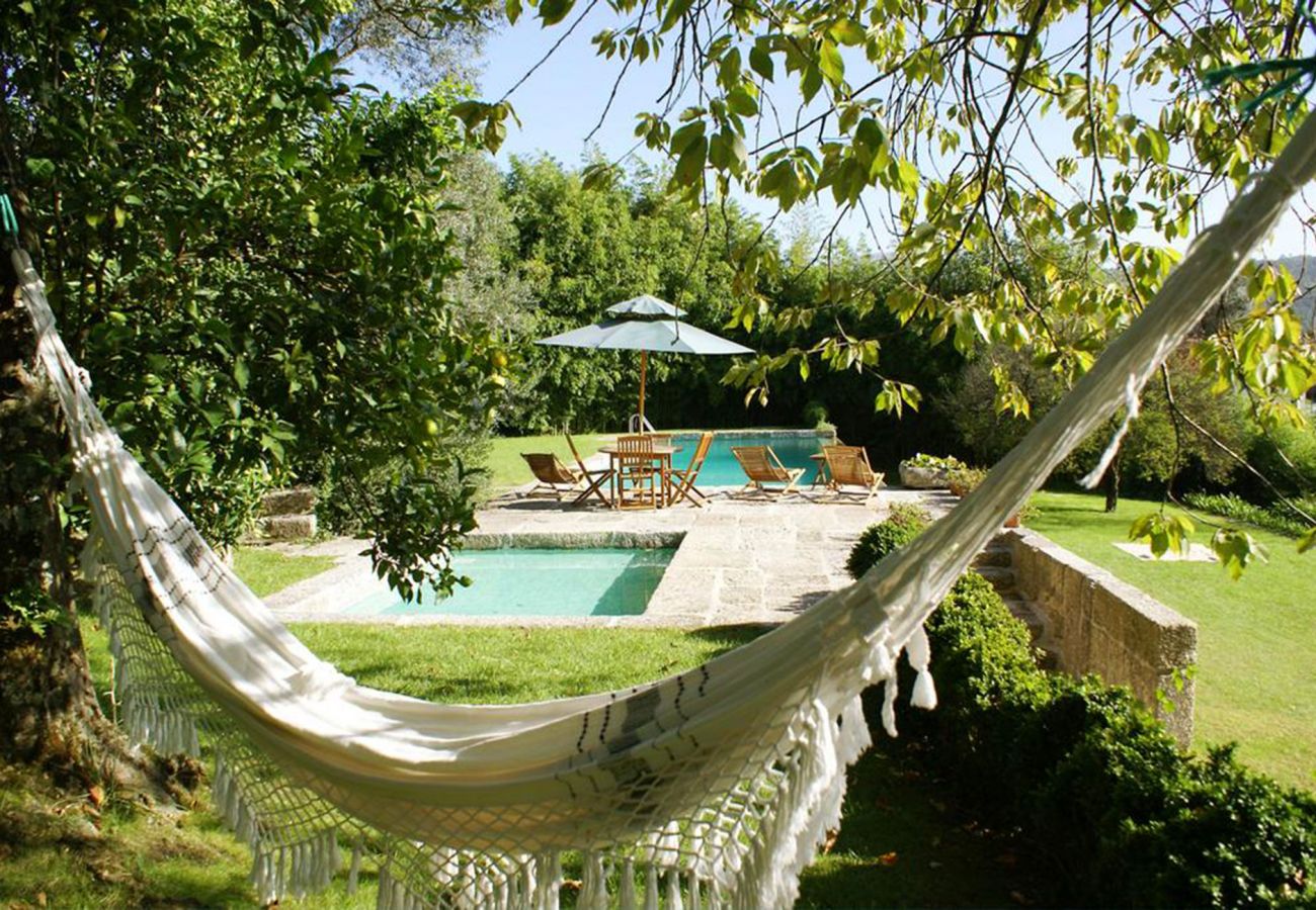 Casa rural em Póvoa de Lanhoso - Casa de Alfena