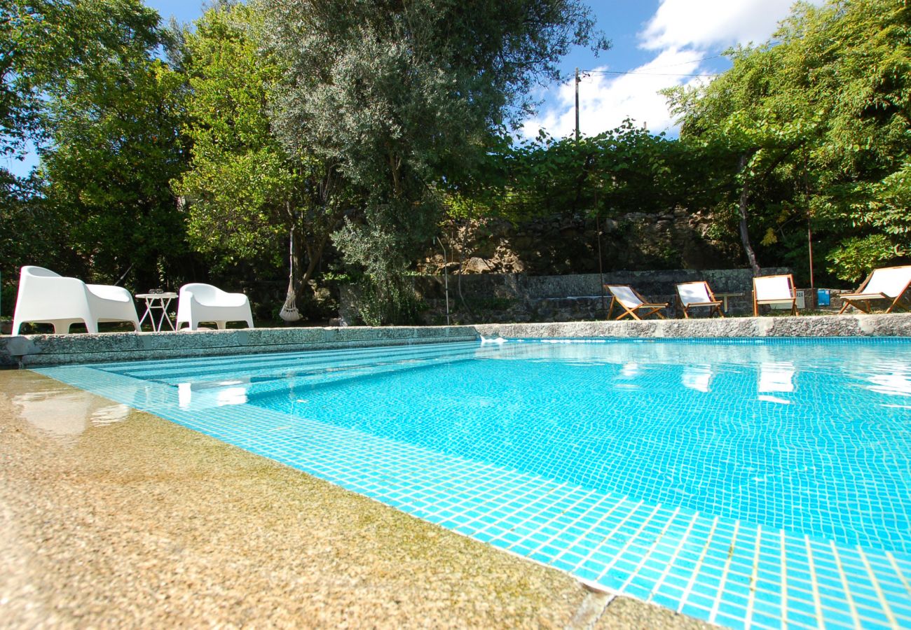 Casa rural em Póvoa de Lanhoso - Casa de Alfena