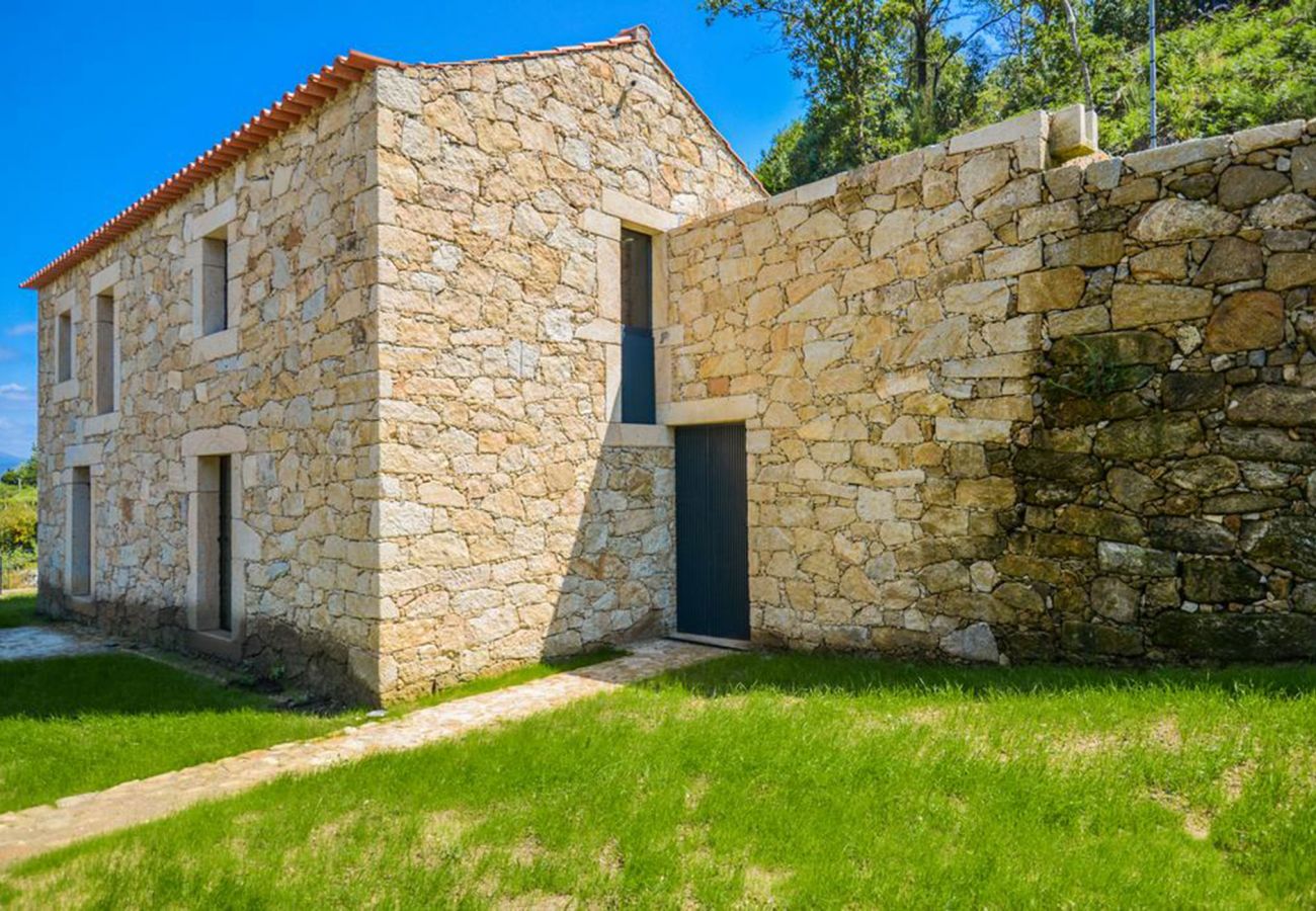 Casa rural em Melgaço - Melgaço Alvarinho Houses T5