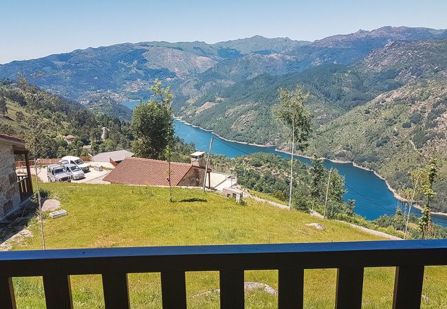 Casa em Vieira do Minho - Casa do Sudro - Pousadela Village Casa em Vieira do Minho - Casa do Sudro - Pousadela Village